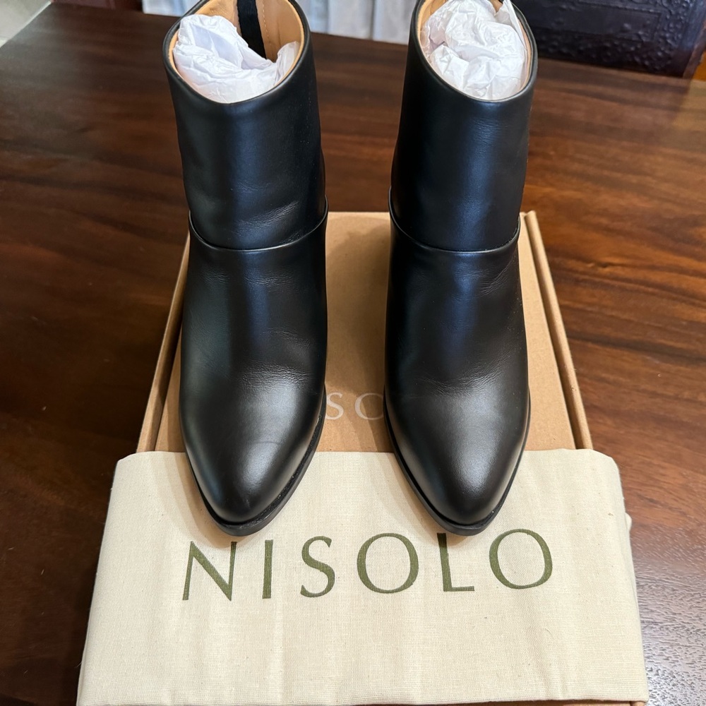 NISOLO Dari Commuter Boot - Women’s 8-1/2